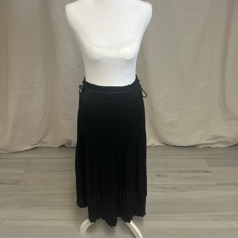 Rachel Zoe Women's Maxi Skirt Black Pleated‎  Sz M